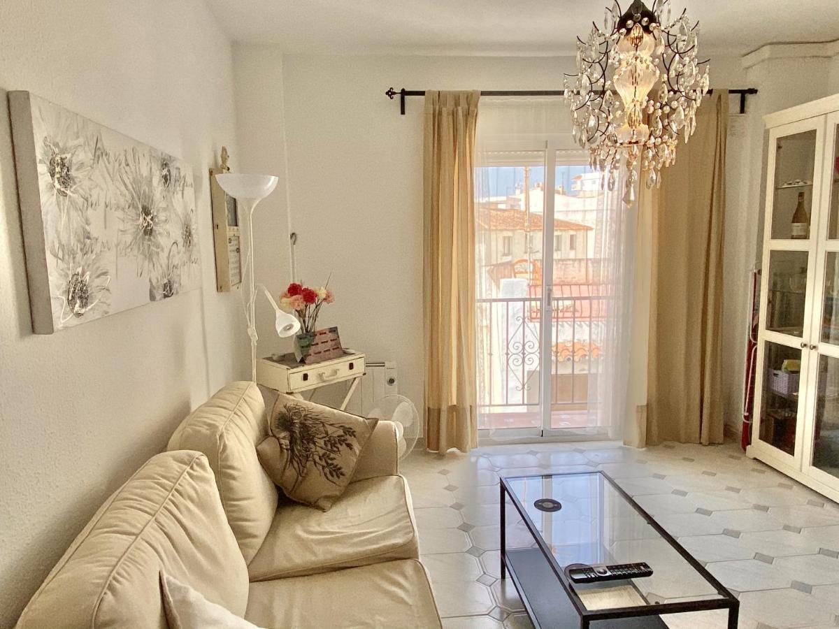 Apartamento Plaza Cavana Nerja Bagian luar foto