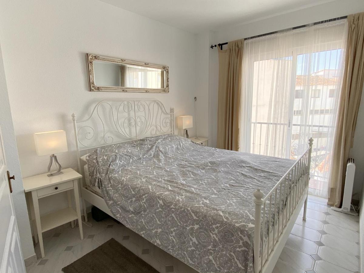 Apartamento Plaza Cavana Nerja Bagian luar foto
