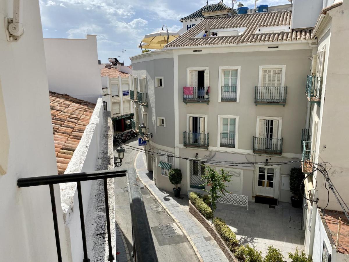Apartamento Plaza Cavana Nerja Bagian luar foto
